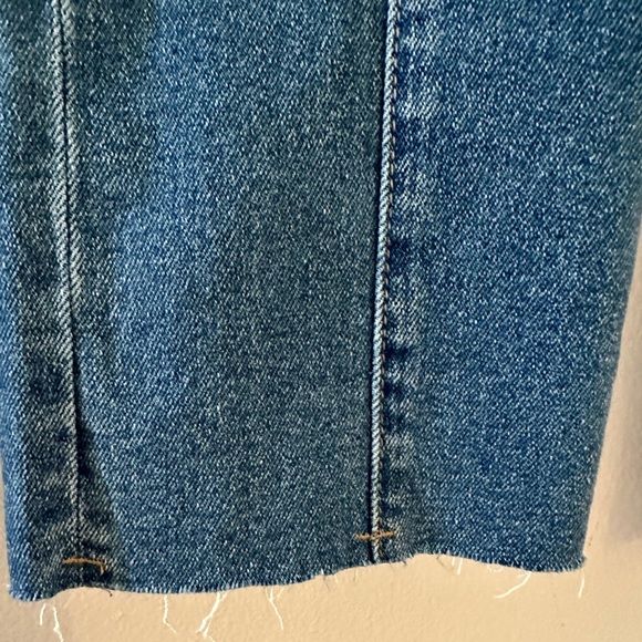 Blank NYC tulip waist with elastic button fly denim - Picture 8 of 11